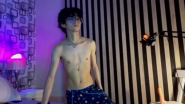 Twink_Sebas7 webkamerás műsora