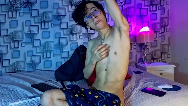 Twink_Sebas7 现场XXX聊天