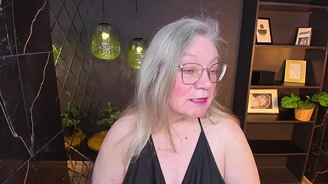 NataliMellow's Live XXX Chat