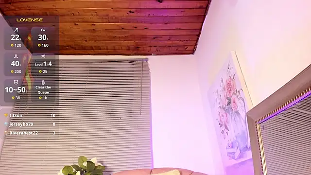 emily_burton18のライブXXXチャット