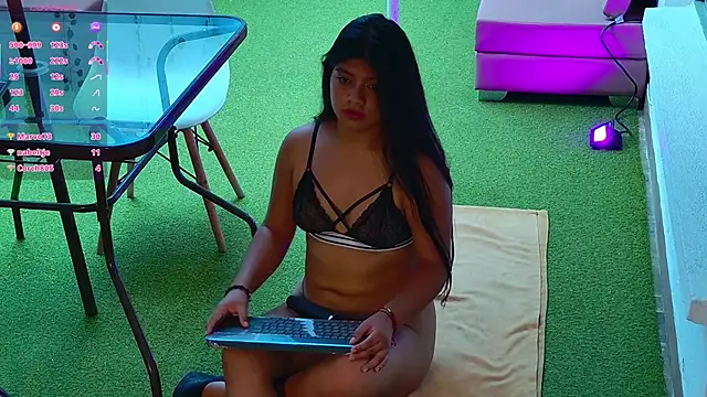 Khloe_Moon 라이브 XXX 채팅