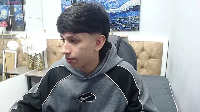 AdrianFranko Show Webcam