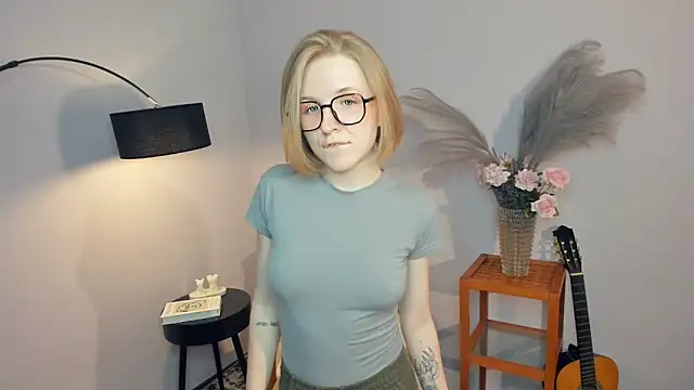 CaylaFahrni's Live XXX Chat