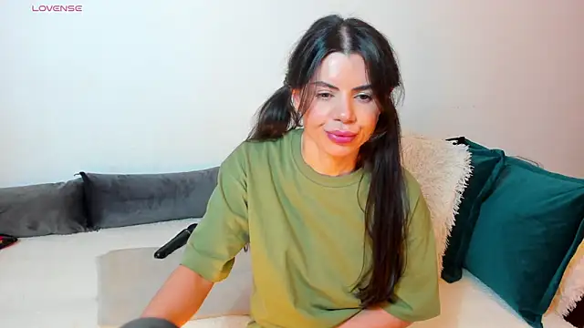 SeductiveBella live XXX chat