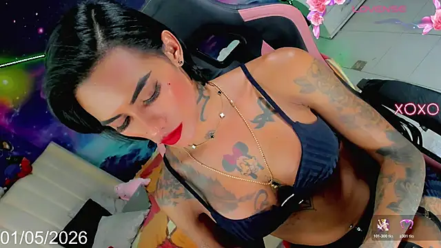 Nella_Dolls: онлайн-секс-чат