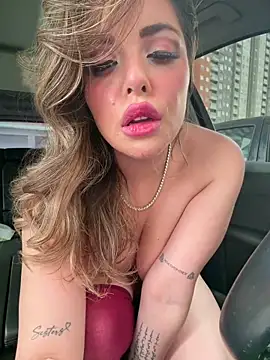Chatroom XXX en direct de Alirawrz