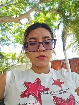 Pretty_roxxyy Live XXX-Chat