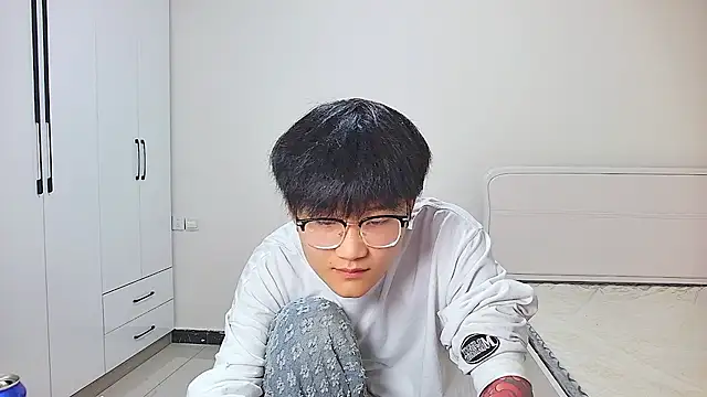 KK-cuteboy 网络视讯表演