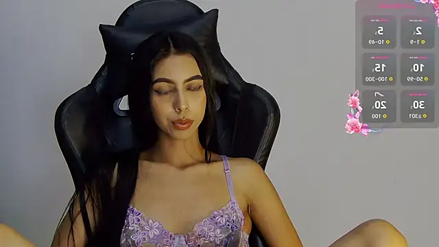 Mia_Gloww_ Adlı Modelin Web Kamerası Şovu