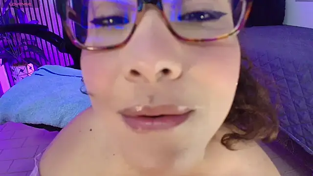 JuliRamirez 现场XXX聊天