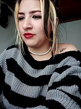HannaJonnes_ Live XXX-chat
