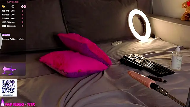 LisanBrown's Live XXX Chat