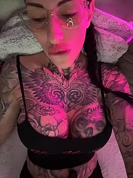 MeganWitch Chat XXX in diretta