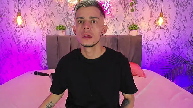 Bonny_and_carrot Live XXX-chat