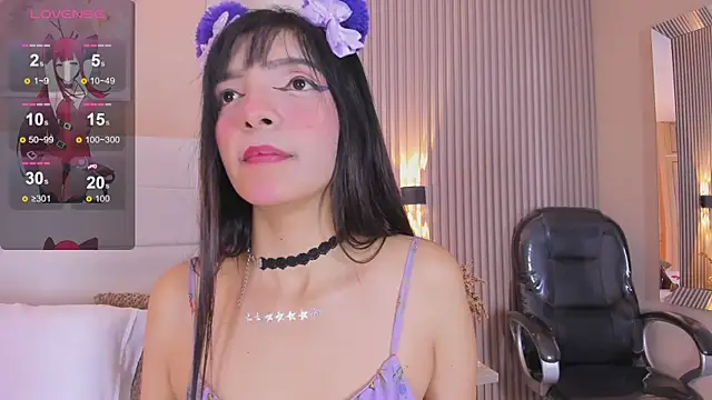 LisaLain live XXX chat