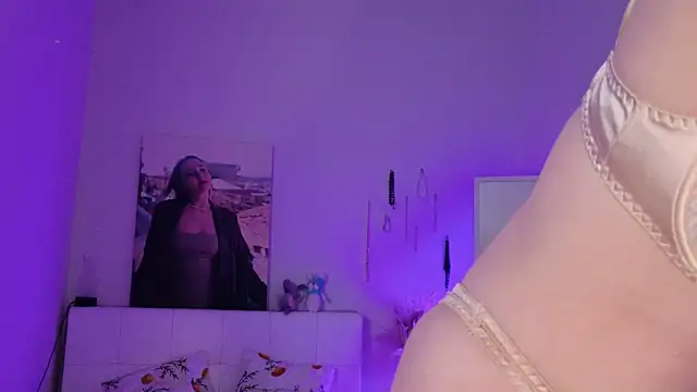 ooopsitscandy's Live XXX Chat