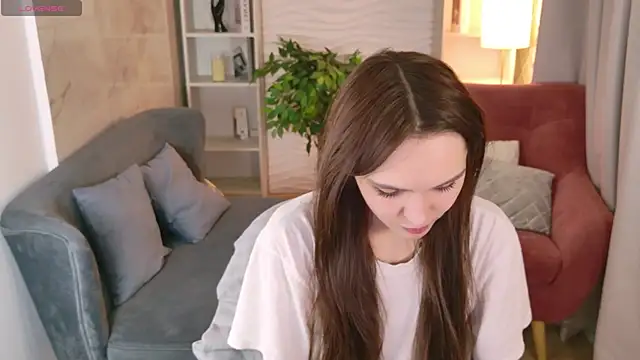 ChloeSunny 即時 XXX 聊天