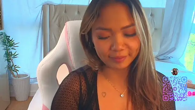Chat +18 de Debra_Fox ao vivo