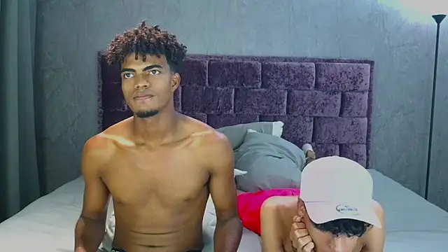The_golden_boys1's Webcam Show