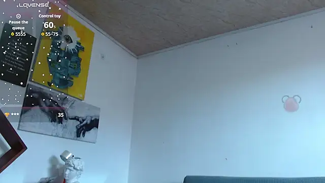 Chatroom XXX en direct de ZoeBakers_
