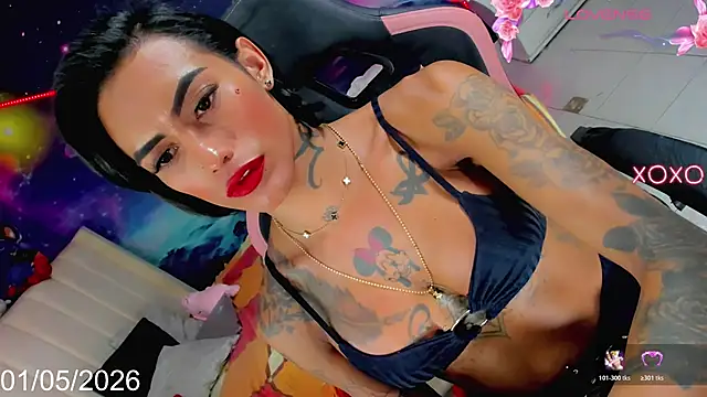 Nella_Dolls webcam show