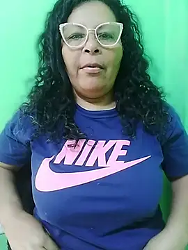 Amarantha25: онлайн-секс-чат