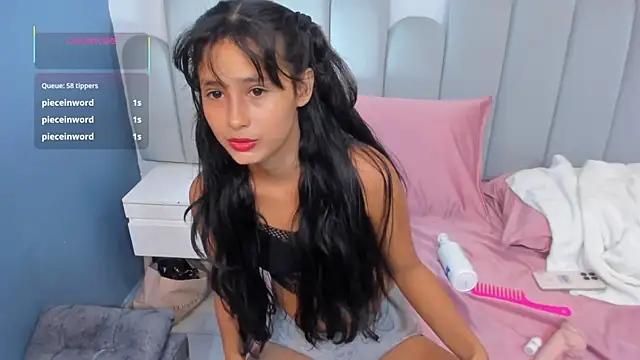 luly_dreams' Live XXX Chat