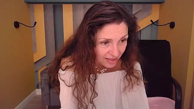 EllaLong Chat XXX live