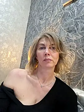 Chat XXX en directo de stellahere8