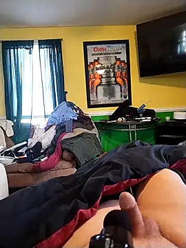 mcwire9 Show in webcam
