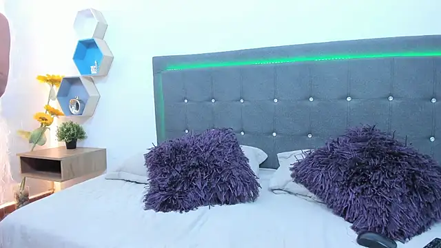 NatashaDiamond 现场XXX聊天