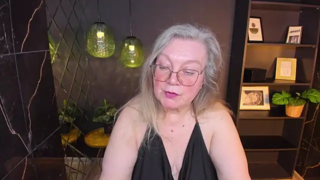 NataliMellow's Live XXX Chat