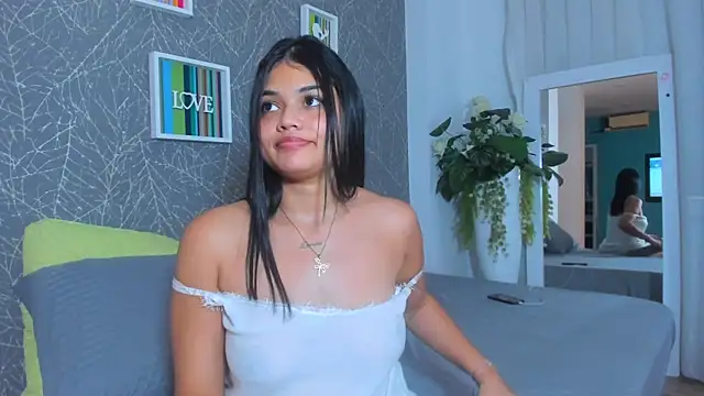 EmiilyGreey Live XXX-chat