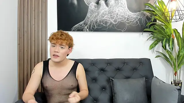 VeluniLiore Show in webcam