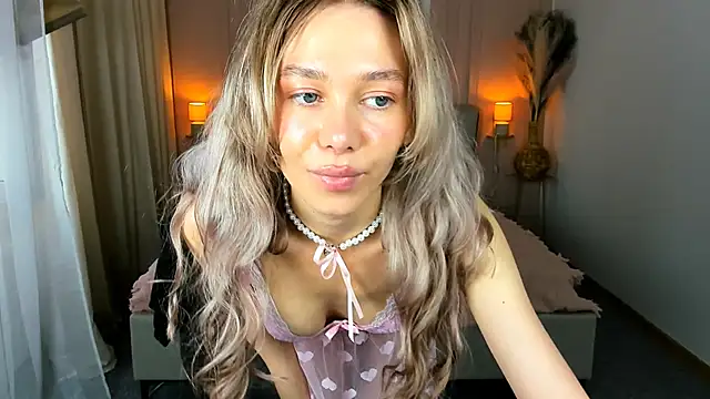 LuluAlis – Naživo XXX chat