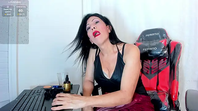 Cleopatra_Trans Adlı Modelin Web Kamerası Şovu