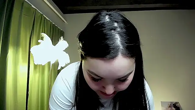 CamilaMartiezのライブXXXチャット