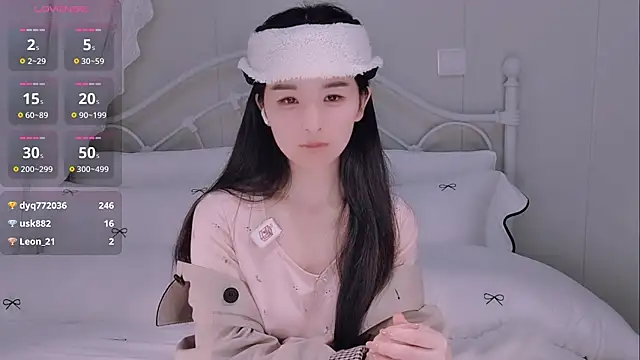 XXX chat uživo modela BingLin-