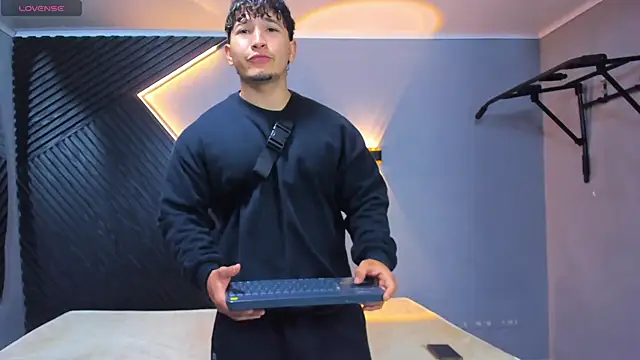 Horny_nick18 웹캠 쇼