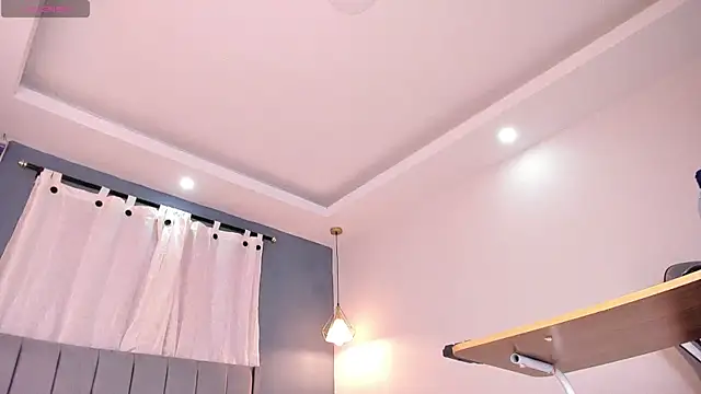 Chatroom XXX en direct de valentina_Noa