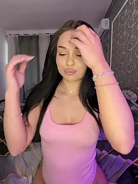 Olivia_Noor Webcam show