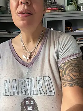 dieseldame1313's Webcam Show
