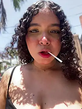 Chat +18 de EloiseSweetxx ao vivo