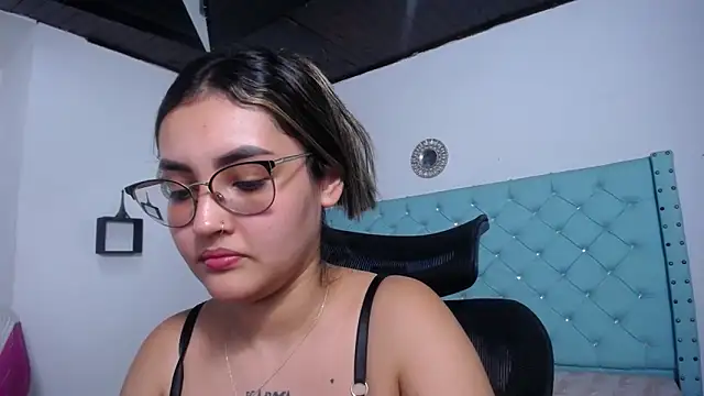 kathe-mills235's Live XXX Chat