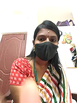 Tamil_Yalini12's Webcam Show