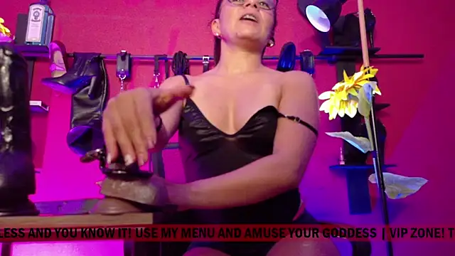 MistressSlut1 Chat XXX in diretta