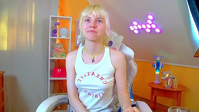 Chat XXX en directo de HannahHollis