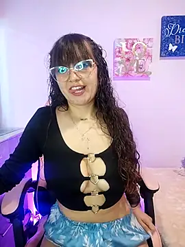 Pinkvixen69's Live XXX Chat
