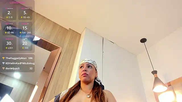 Helenn_Moore 라이브 XXX 채팅