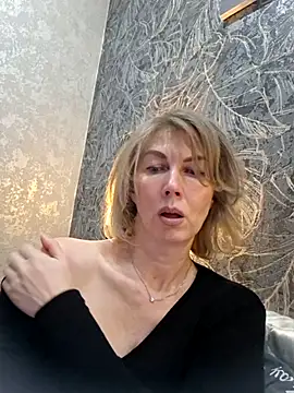 Chat +18 de stellahere8 ao vivo